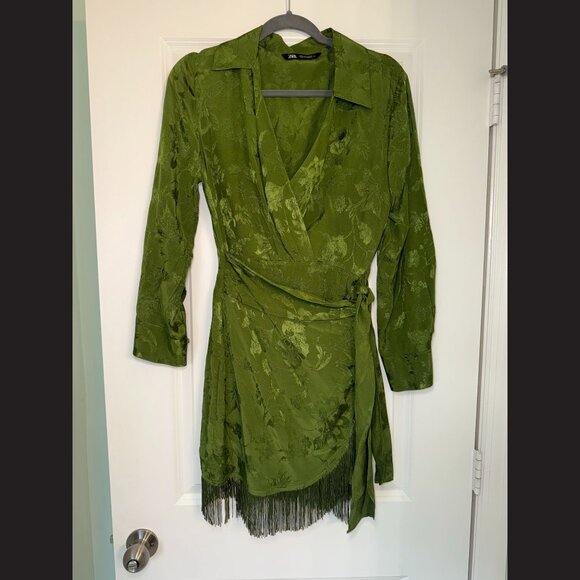 ZARA Green Jacquard Wrap Dress with Fringe Hem Size M - Picture 1 of 2